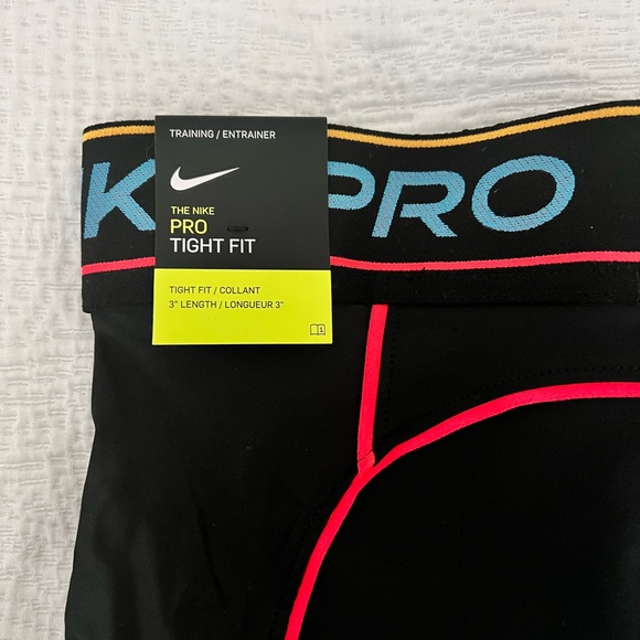 Nike pro shorts - Picture 3 of 3